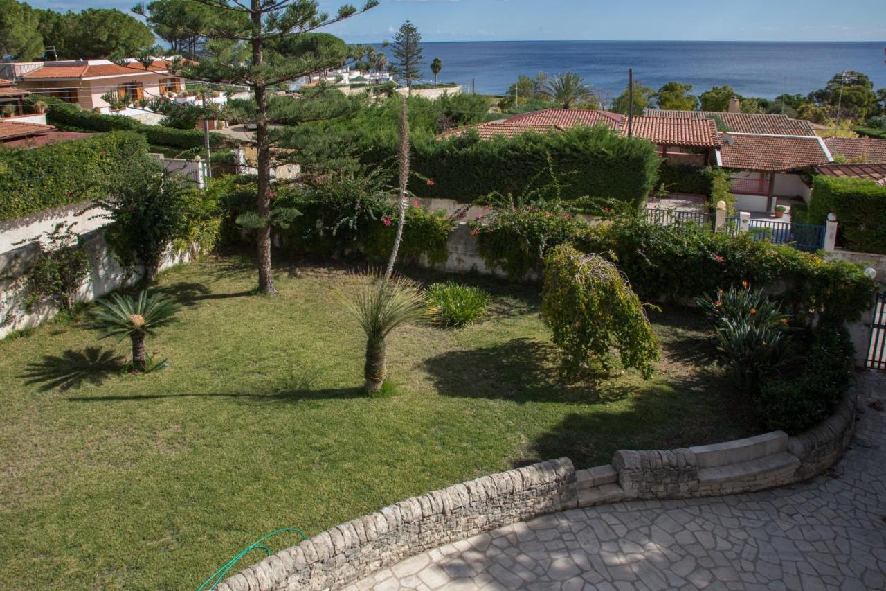 Villa Vega Fontane Bianche Luaran gambar