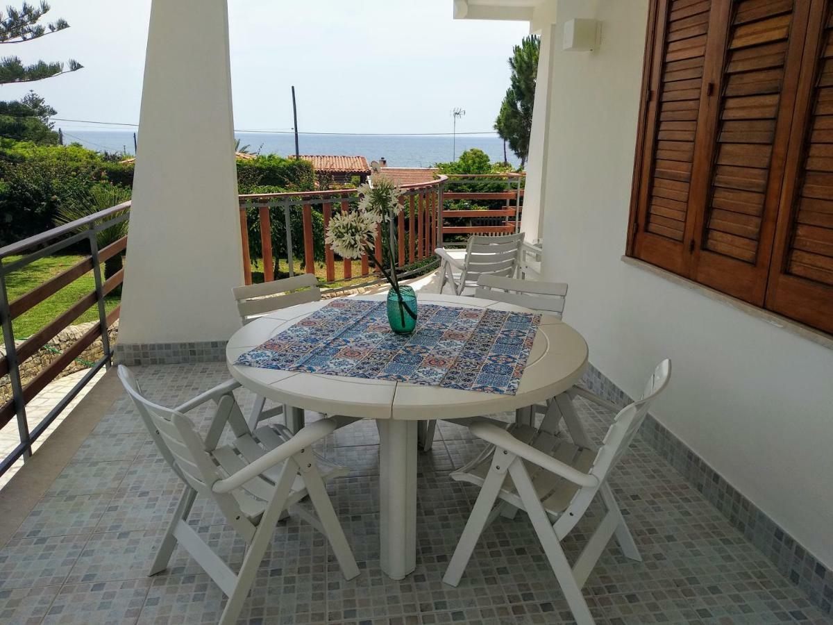 Villa Vega Fontane Bianche Luaran gambar