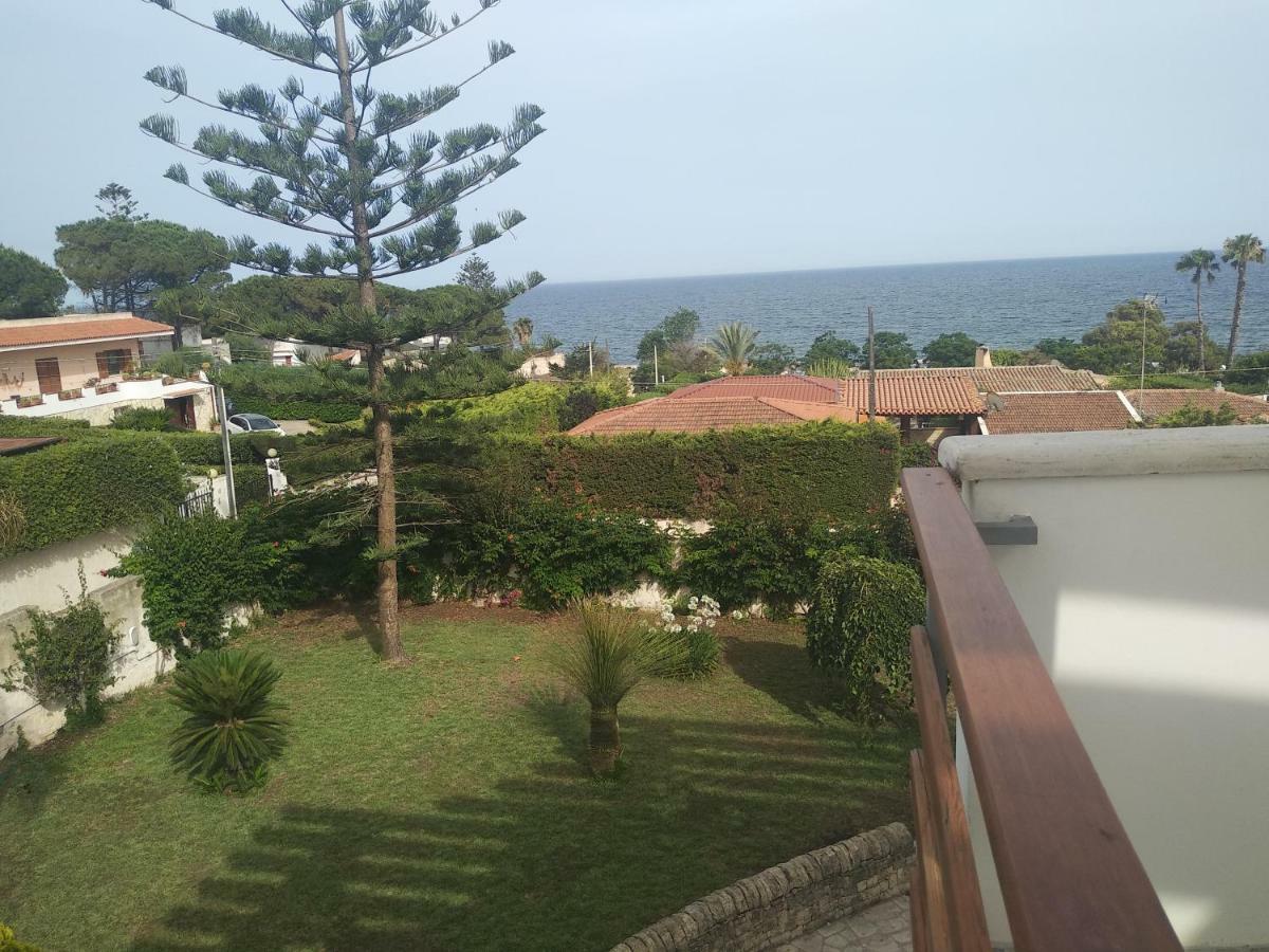 Villa Vega Fontane Bianche Luaran gambar